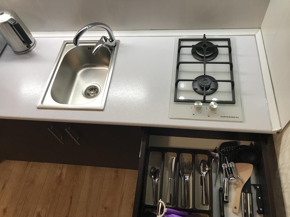 Full Comfort Apartment On Aghmashenebeli ティビリシ エクステリア 写真